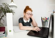 Zašto online škola nije školovanje kod kuće