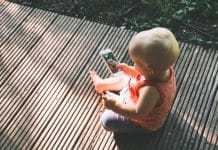 Američko pedijatrijsko društvo: Djecu do 2. godine ne izlagati ekranima