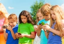 Četvrtina djece (10 do 16 god.) prima seksualne poruke