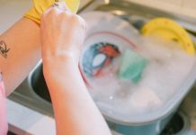 Treba li posuđe namakati prije pranja? posuđe